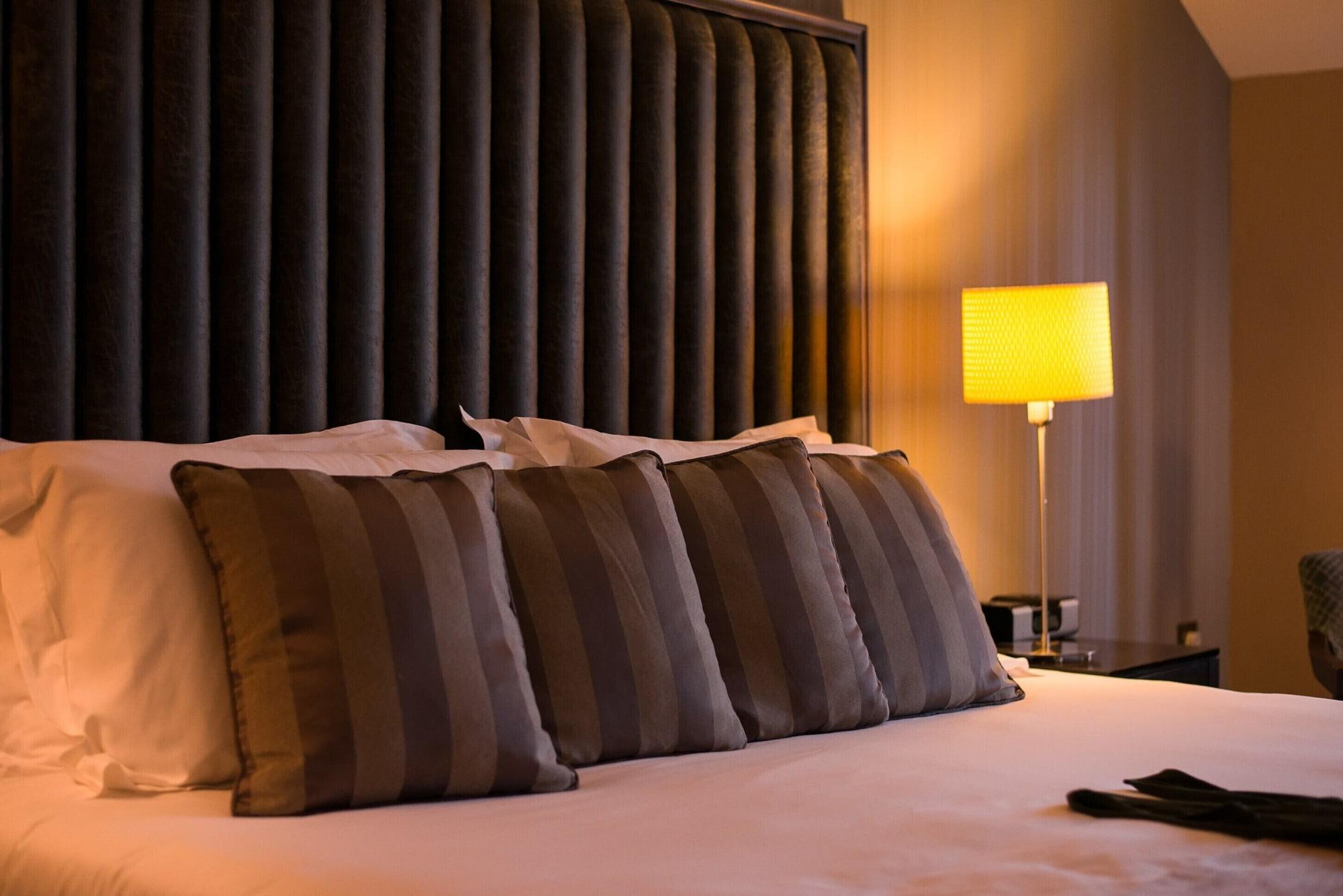 The Twelve Hotel Bearna Esterno foto